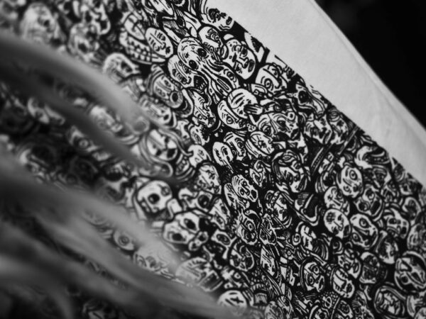 Opahk Tee shirt Blanc Tête Valérian