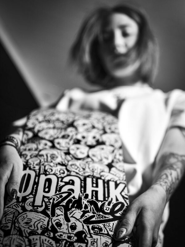 Opahk X Valérian Reding Stake Board