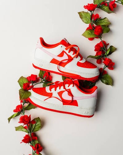 Nike Air Force 1 Valentine's Day 2025